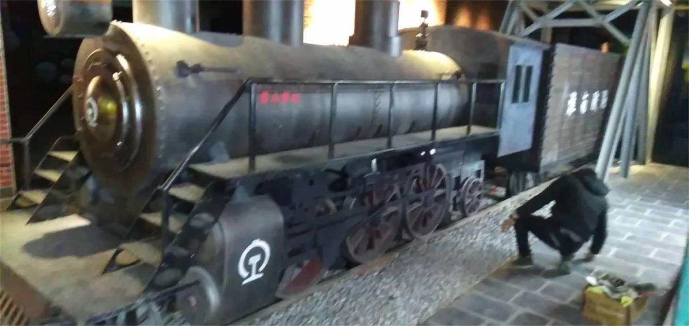 田林县蒸汽火车模型